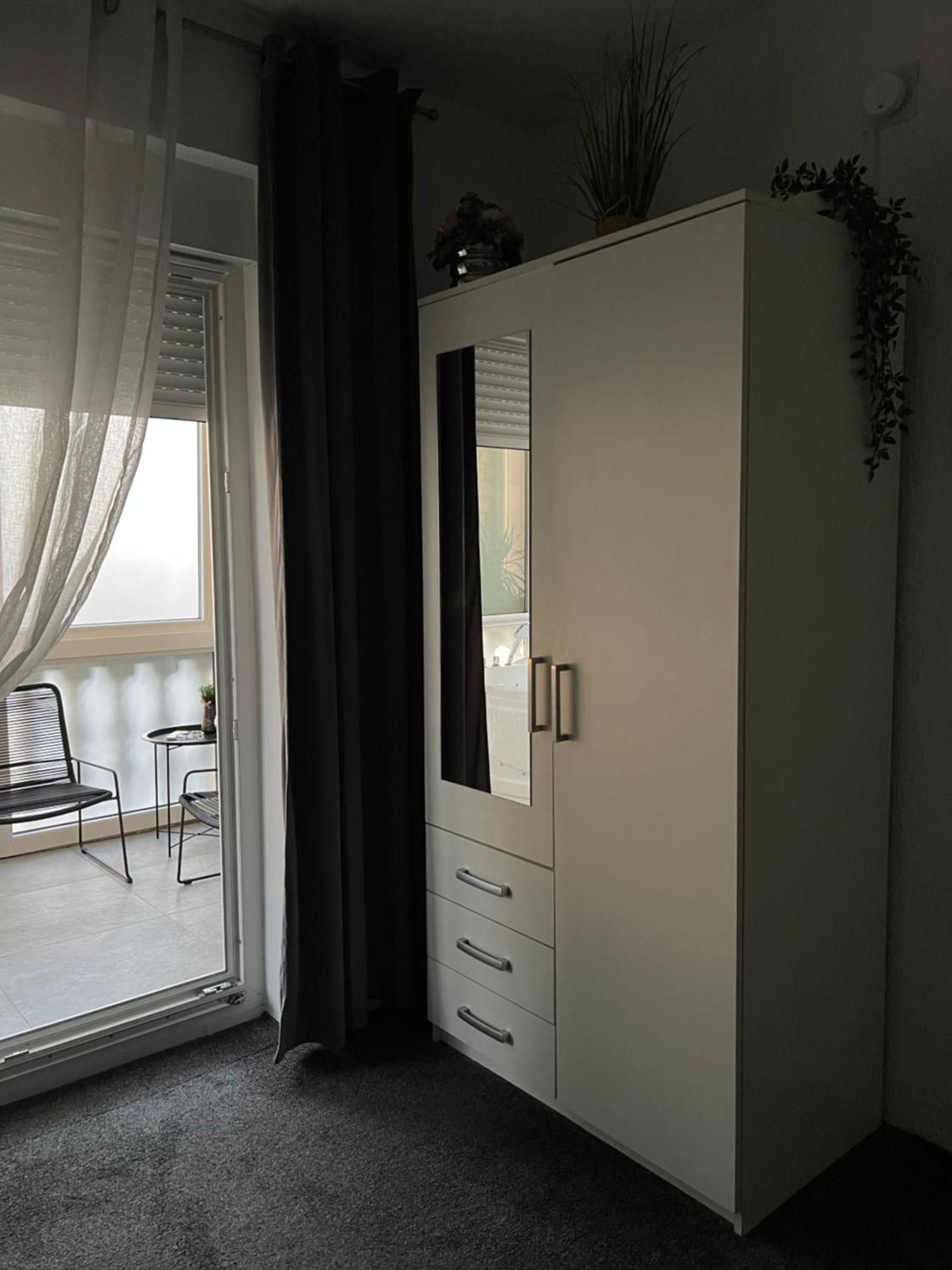 Luxrooms - Hotel Type With Private Jacuzzi Bjelovar Esterno foto