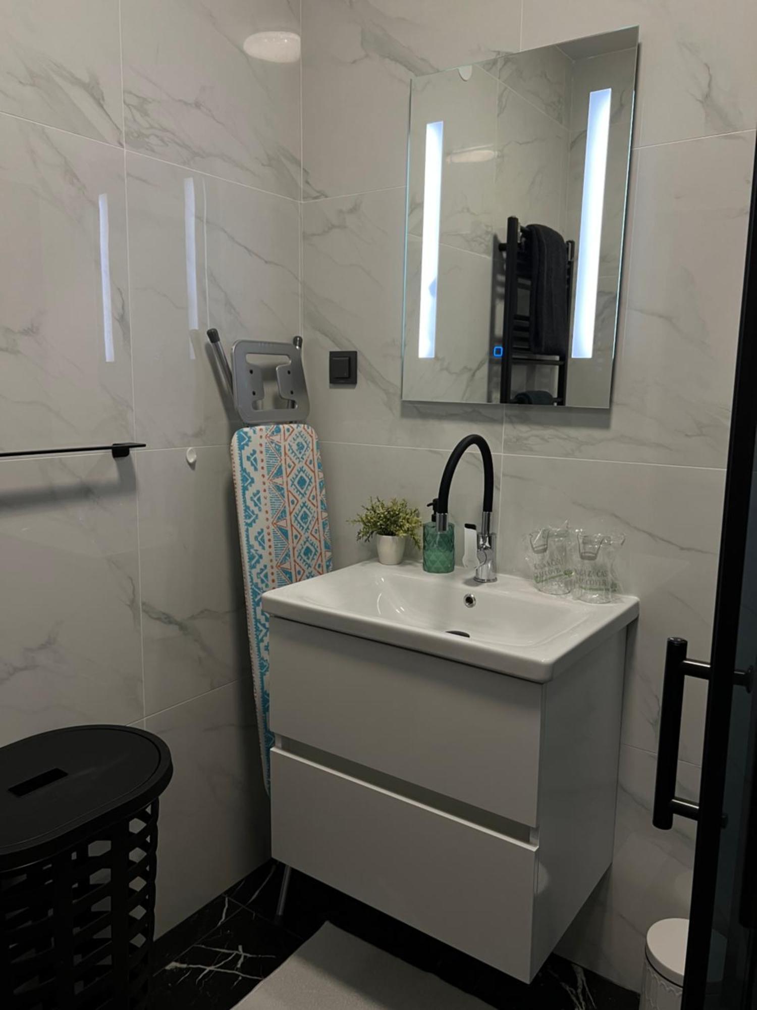 Luxrooms - Hotel Type With Private Jacuzzi Bjelovar Esterno foto